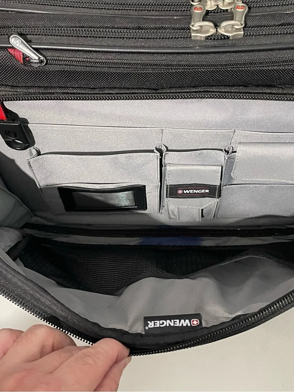 Swiss Gear Wenger Patriot Business Rolling Laptop Briefcase Luggage Carry Bag